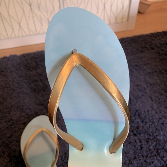 Corona Flip Flops - Picture 2 of 3